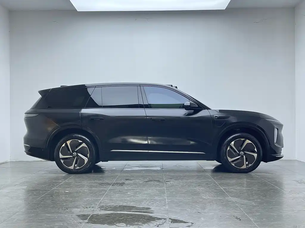 NIO ES8 2023 Edition 75kWh Executive Version