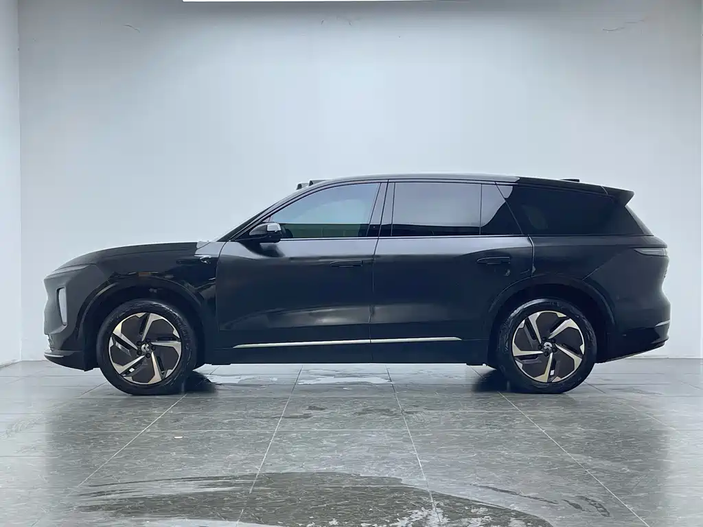 NIO ES8 2023 Edition 75kWh Executive Version