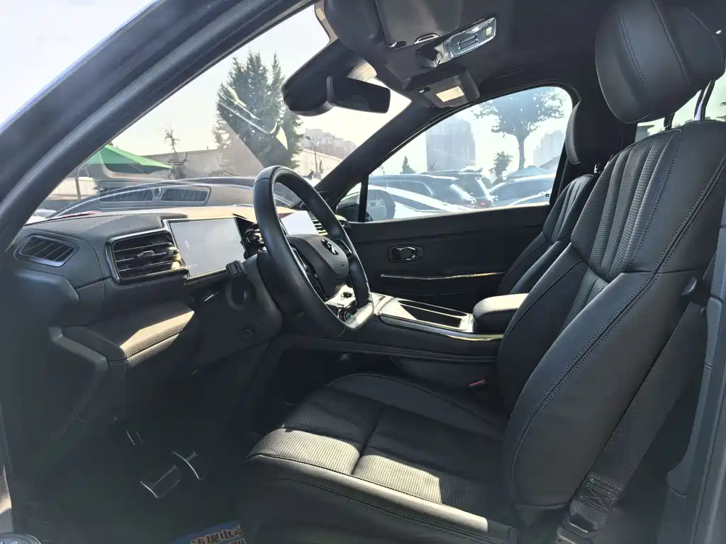 NIO ES8 2022 75kWh Six-seat Edition