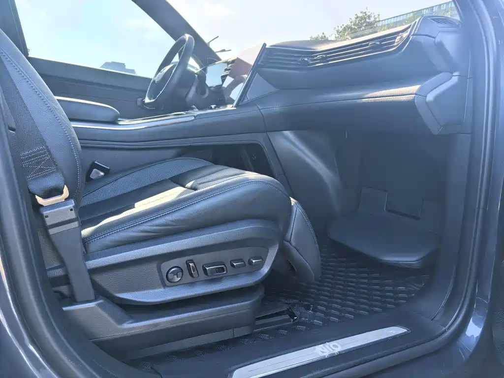 NIO ES8 2022 75kWh Six-seat Edition