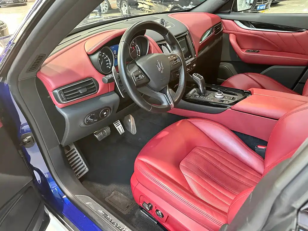Levante 2020 3.0T Standard Edition