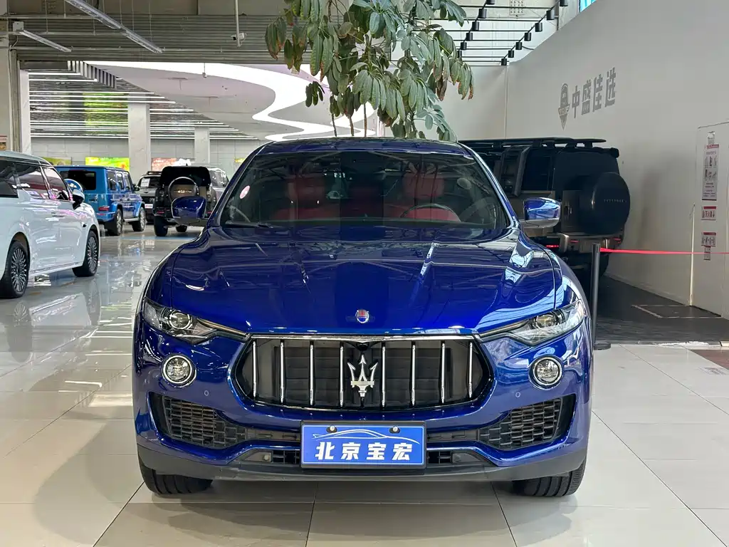 Levante 2020 3.0T Standard Edition