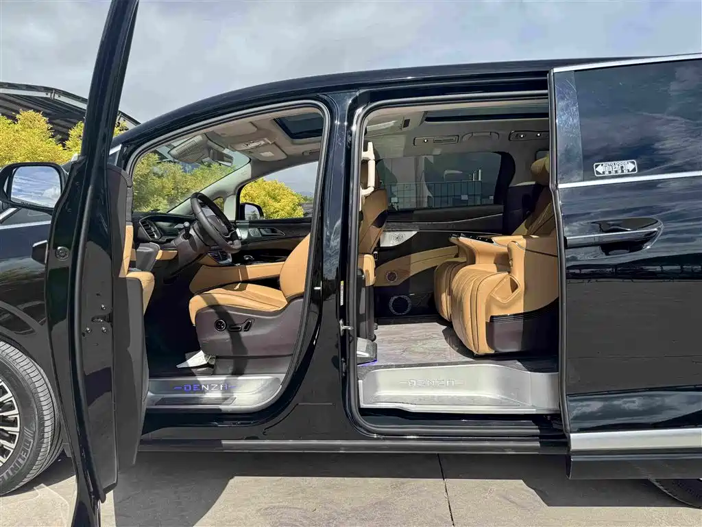 Tengri D9 2024 Model DM-i 1050 Premium Edition