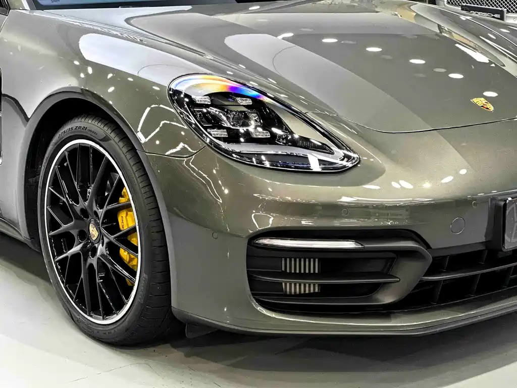 Panamera 2023 Executive Long Platinum Edition 2.9T