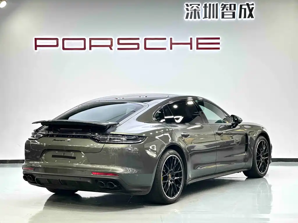 Panamera 2023 Executive Long Platinum Edition 2.9T