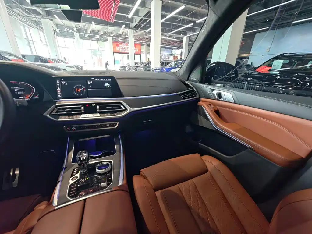 BMW X7 2022 xDrive40i Luxury Edition M Sport Package