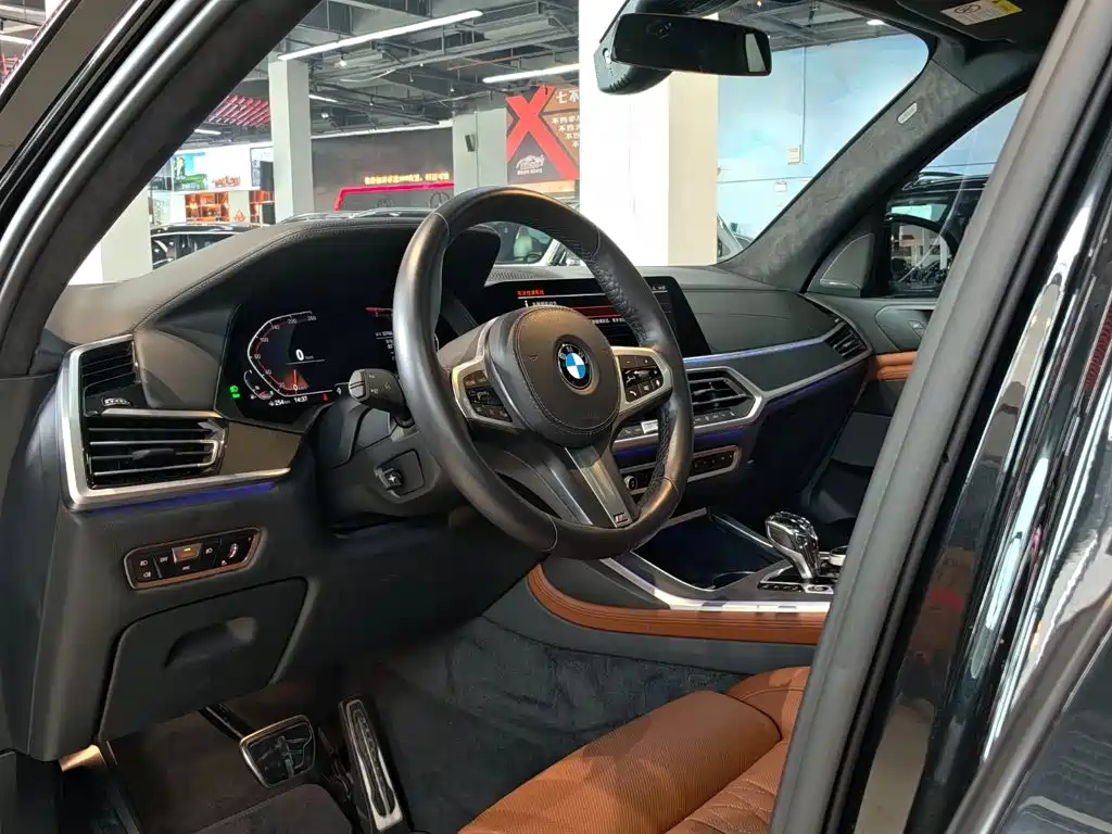 BMW X7 2022 xDrive40i Luxury Edition M Sport Package