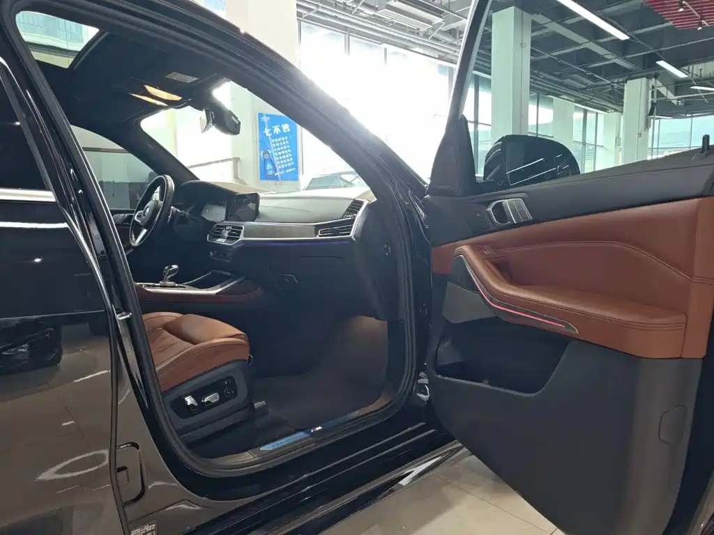 BMW X7 2022 xDrive40i Luxury Edition M Sport Package