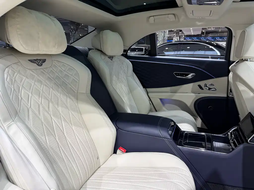 Ferari 2022 Model 4.0T V8 Standard Edition