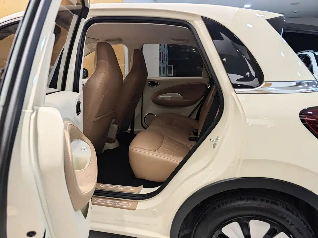 Wuling Bingo 2025 Edition 333km Lingxi Interconnection Version