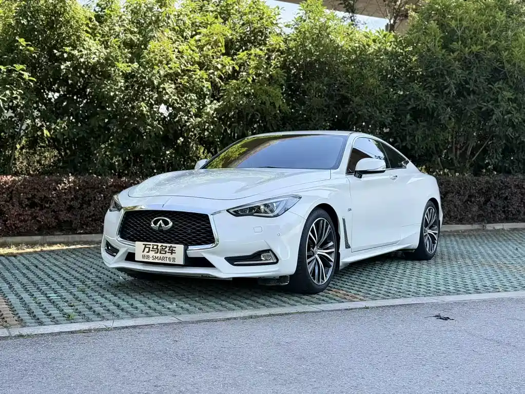 Infiniti Q60 2017 2.0T Luxury Edition