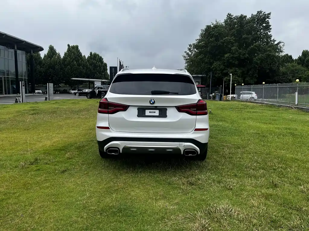 BMW X3 2021 xDrive28i Luxury Package