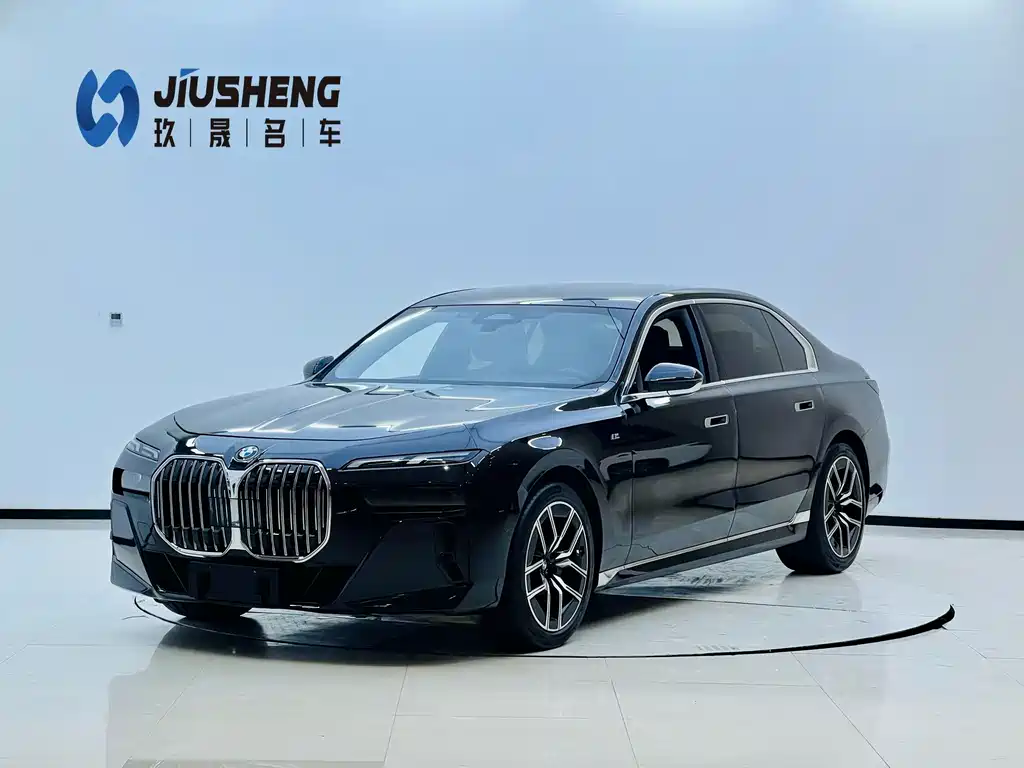 BMW 7 Series 2023 735Li M Sport Package