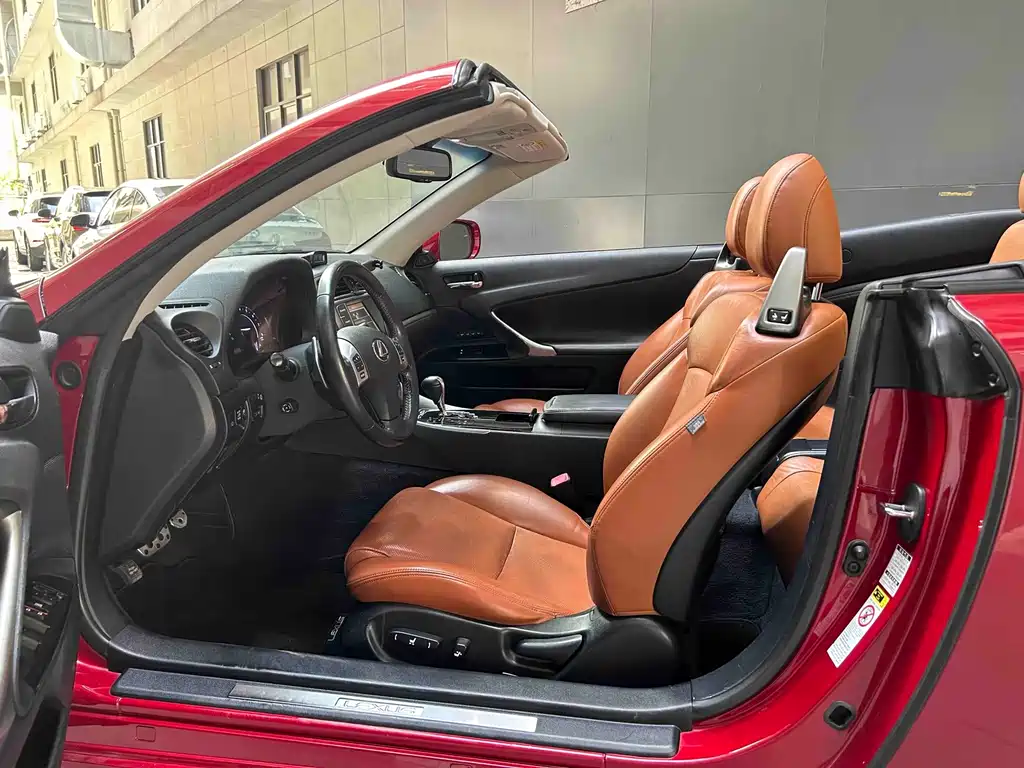Lexus IS 2011 250C