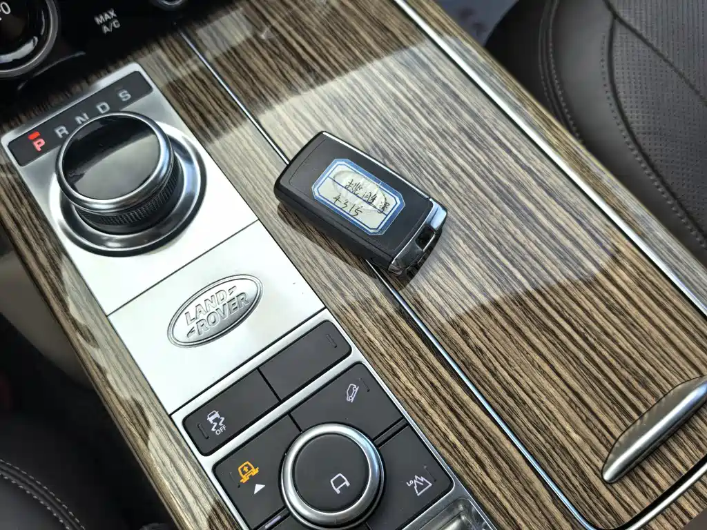 Range Rover 2019 3.0 SCV6 Legacy Edition