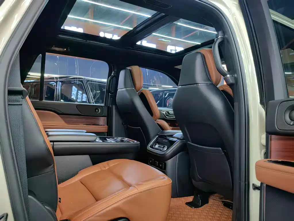 Navigator 2019 3.5T Presidential Edition National VI