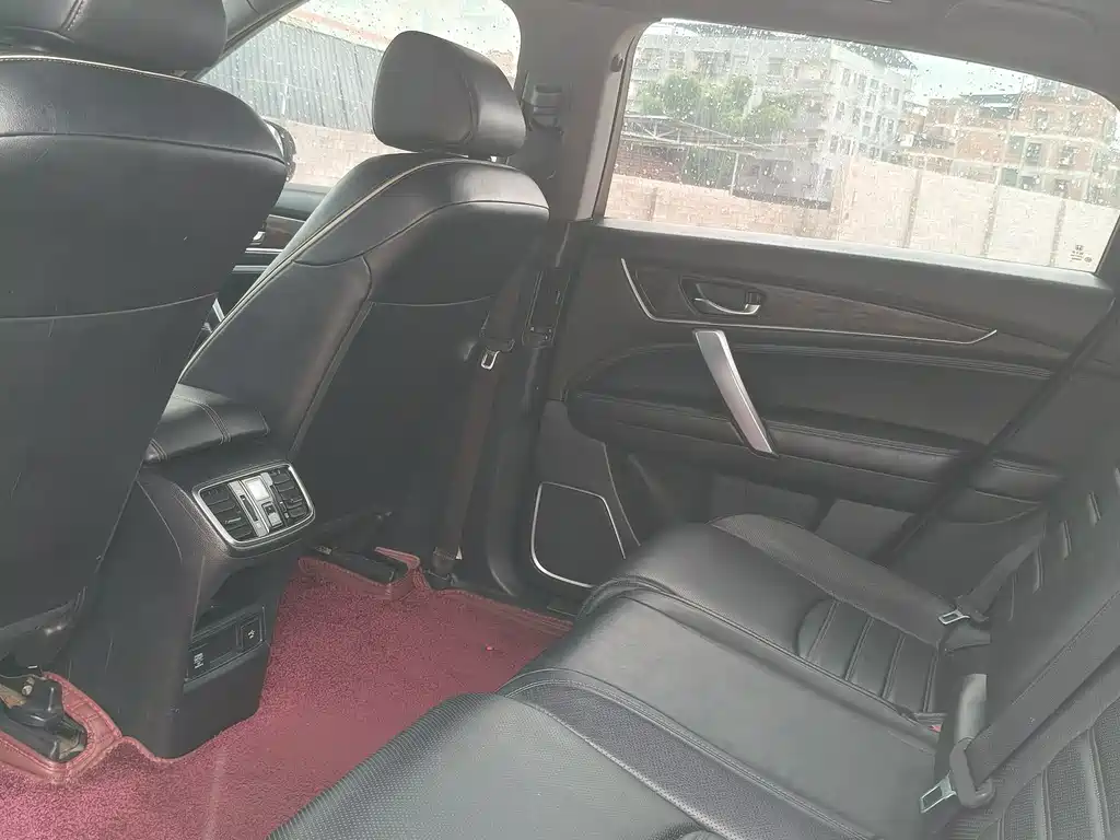 Honda UR-V 2017 240TURBO 2WD Classic Edition National V
