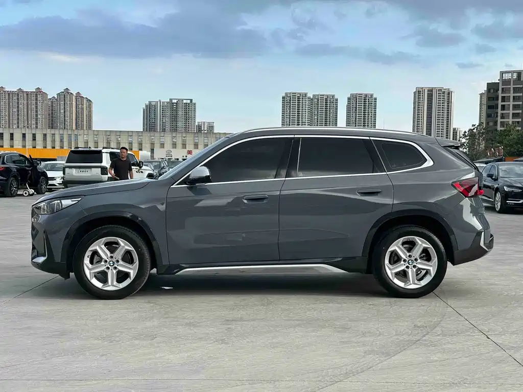 BMW X1 2023 sDrive20Li xDesign Package