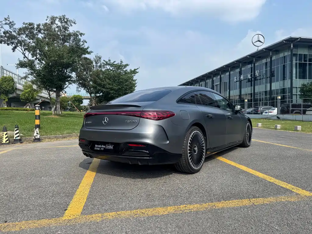 AMG EQS 53 4MATIC+ 2023