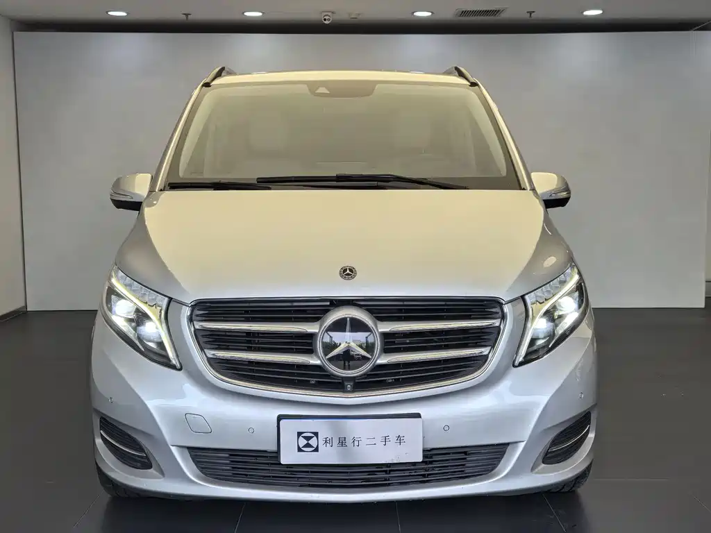 Mercedes-Benz V-Class 2018 V 260 Luxury Edition Euro VI