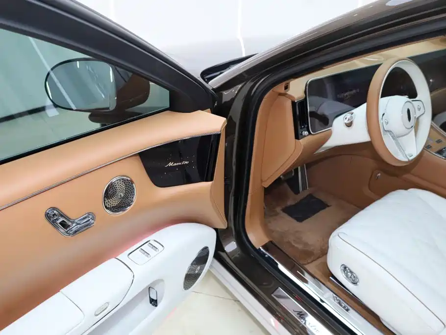 尊界S800 2025 Edition Range-Extended Starlight Executive Version 4-Seater (192-line LiDAR)