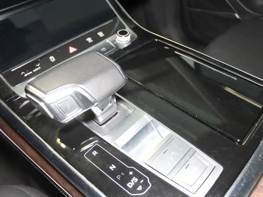 Audi Q7 2023 55 TFSI quattro S line Sport Coupe