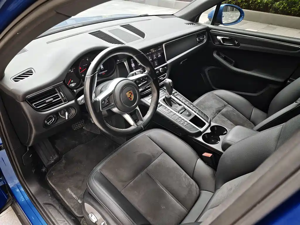 Macan 2021 2.0T