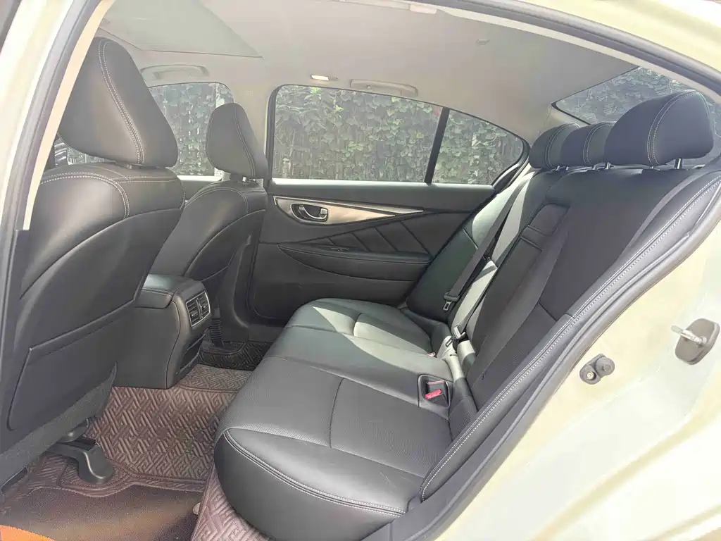Infiniti Q50L 2022 2.0T Elegance Edition