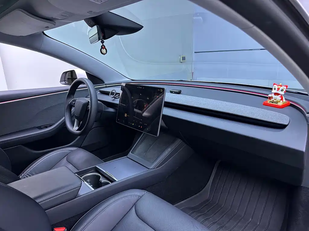 Model 3 Rear-Wheel Drive 2023
