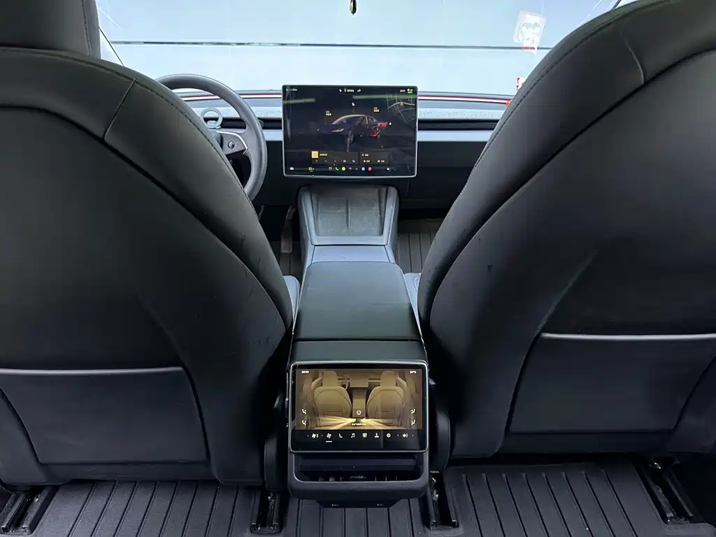 Model 3 Rear-Wheel Drive 2023
