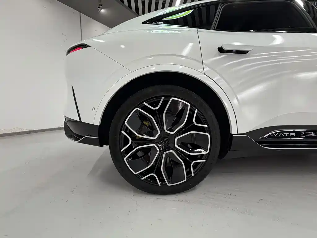 Avatr 11 2023 Harmony 90kWh Lux Edition