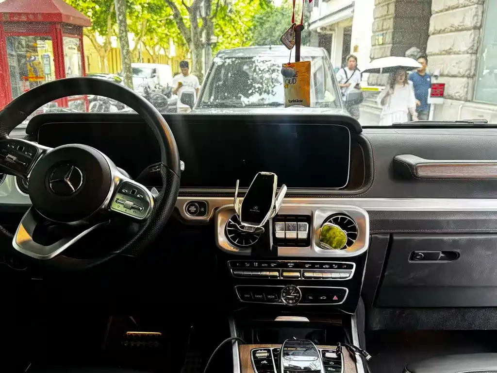 Mercedes-Benz G-Class 2022 G 500