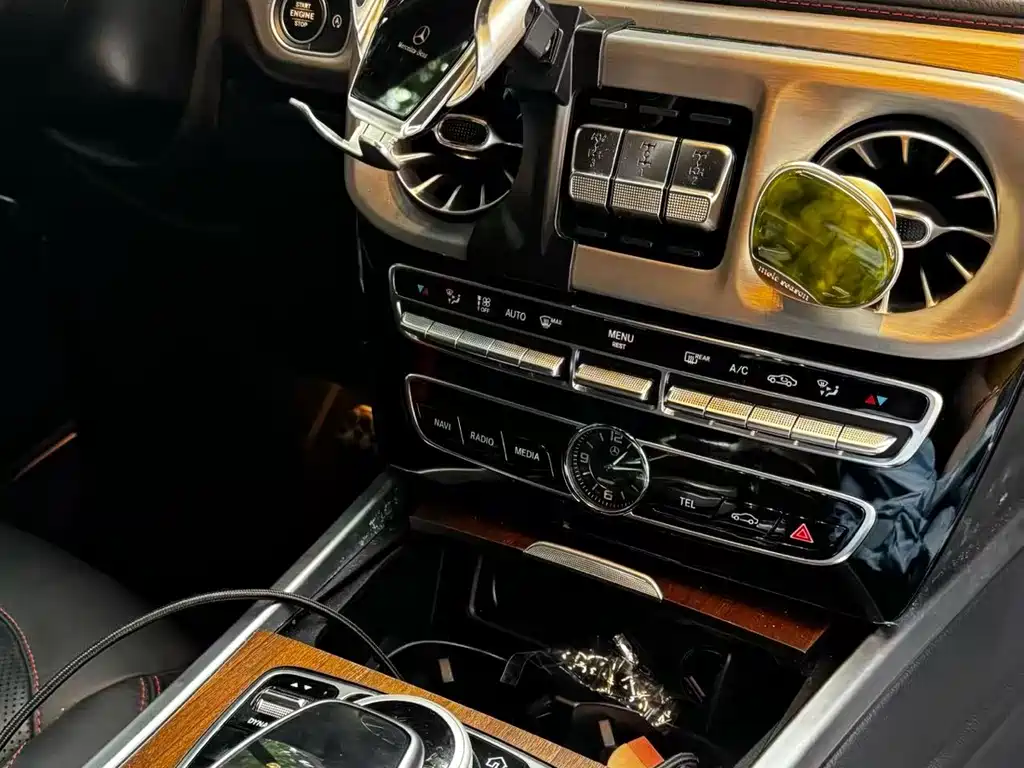 Mercedes-Benz G-Class 2022 G 500
