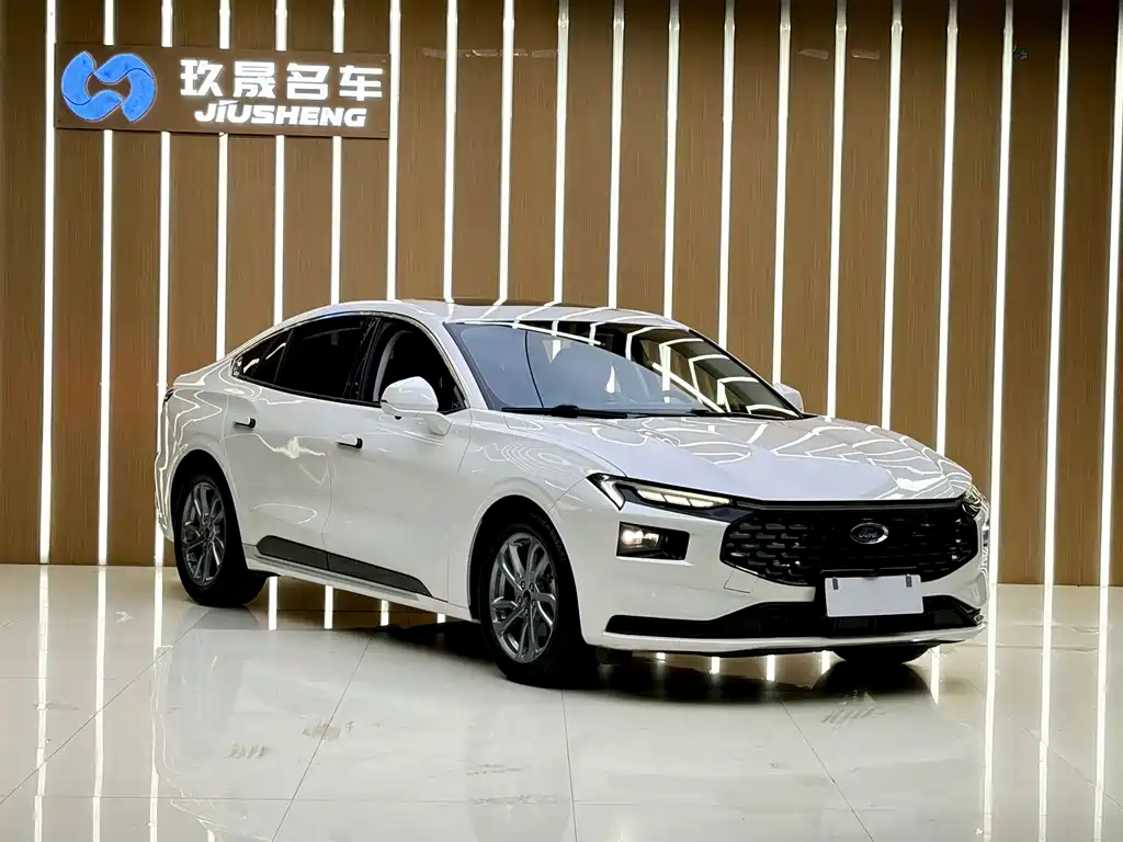 Mondeo 2023 EcoBoost 180 Luxury Edition