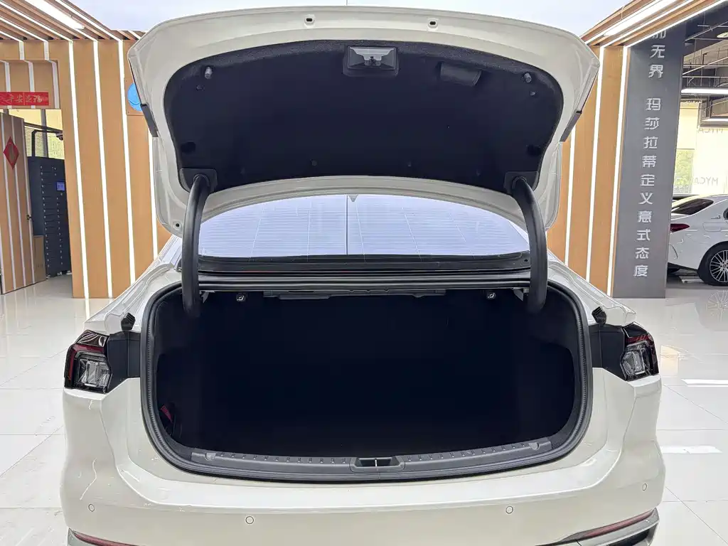 Mondeo 2023 EcoBoost 180 Luxury Edition