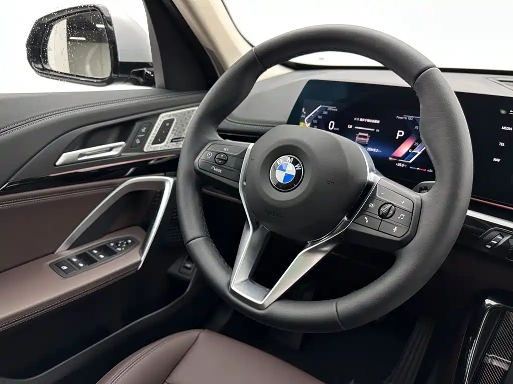 BMW X1 2023 sDrive25Li xDesign Package