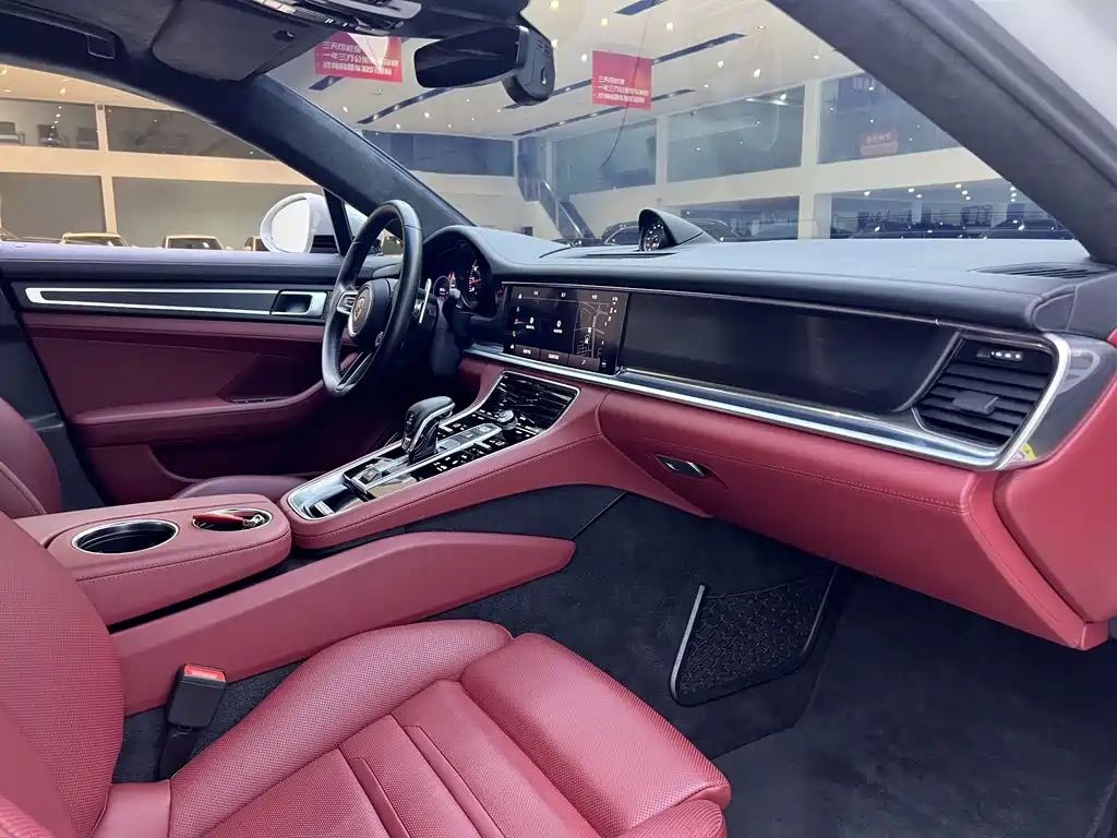 Panamera 2023 Facelift 4 Executive Long Platinum Edition 2.9T
