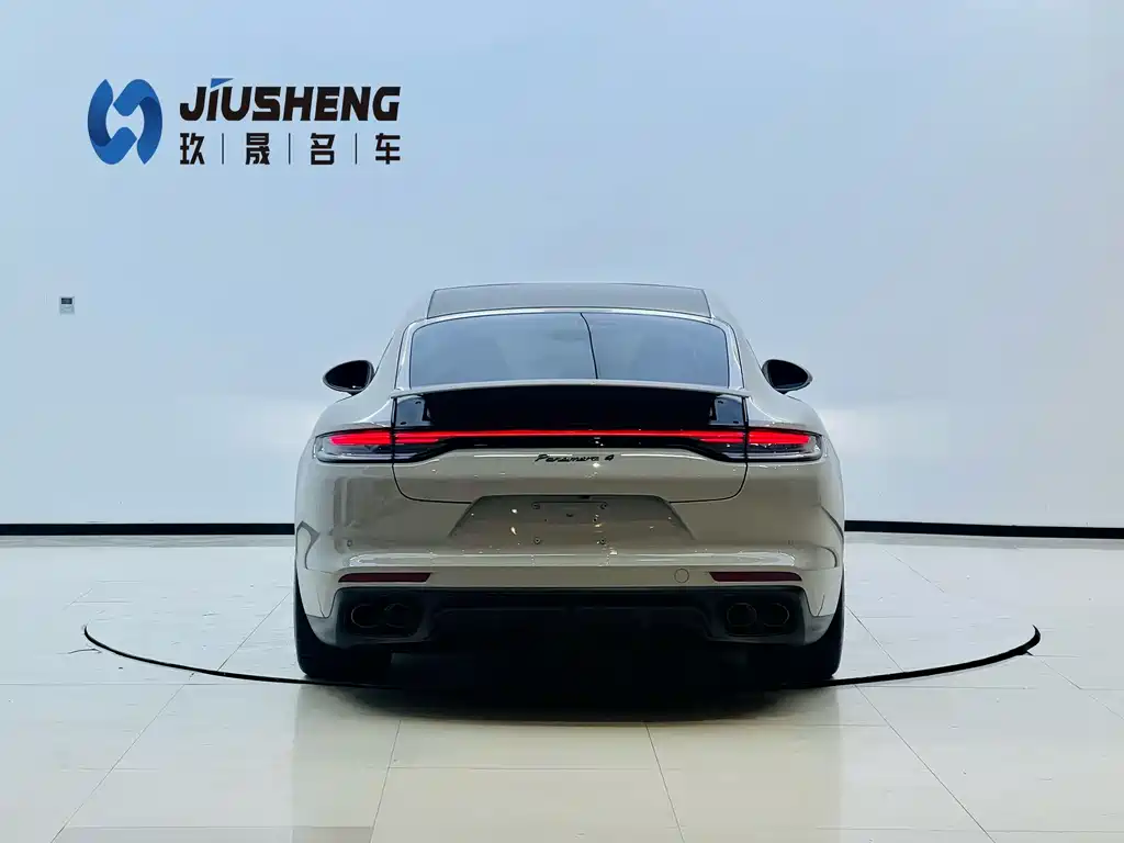 Panamera 2023 Facelift 4 Executive Long Platinum Edition 2.9T