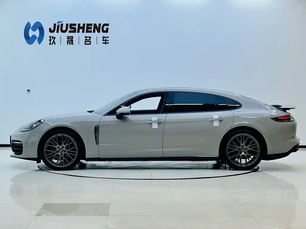 Panamera 2023 Facelift 4 Executive Long Platinum Edition 2.9T