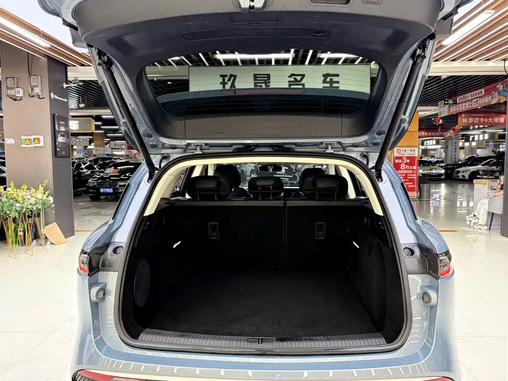 FREE 2021 4x4 Standard Range Exclusive Luxury Package