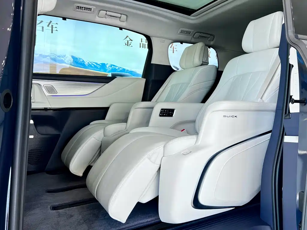 Buick GL8 New Energy 2026 Model LuZun Shexiang Version