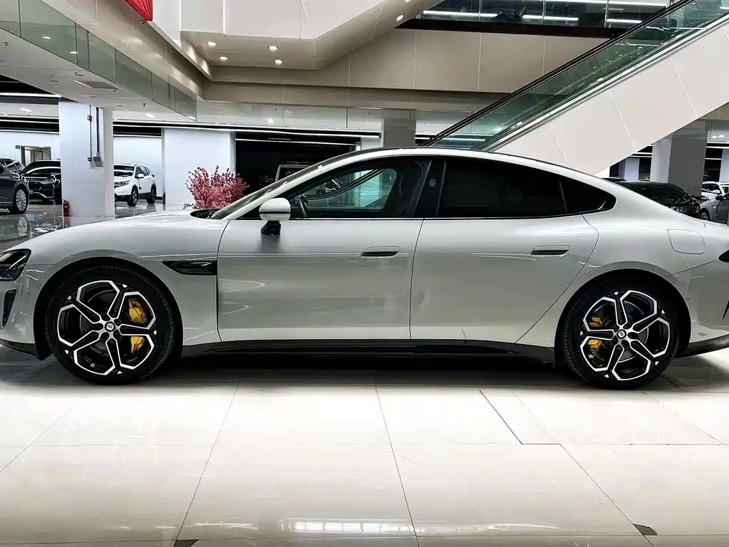 Xiaomi SU7 2024 Edition Rear-wheel Drive Long-range Intelligent Driving Version