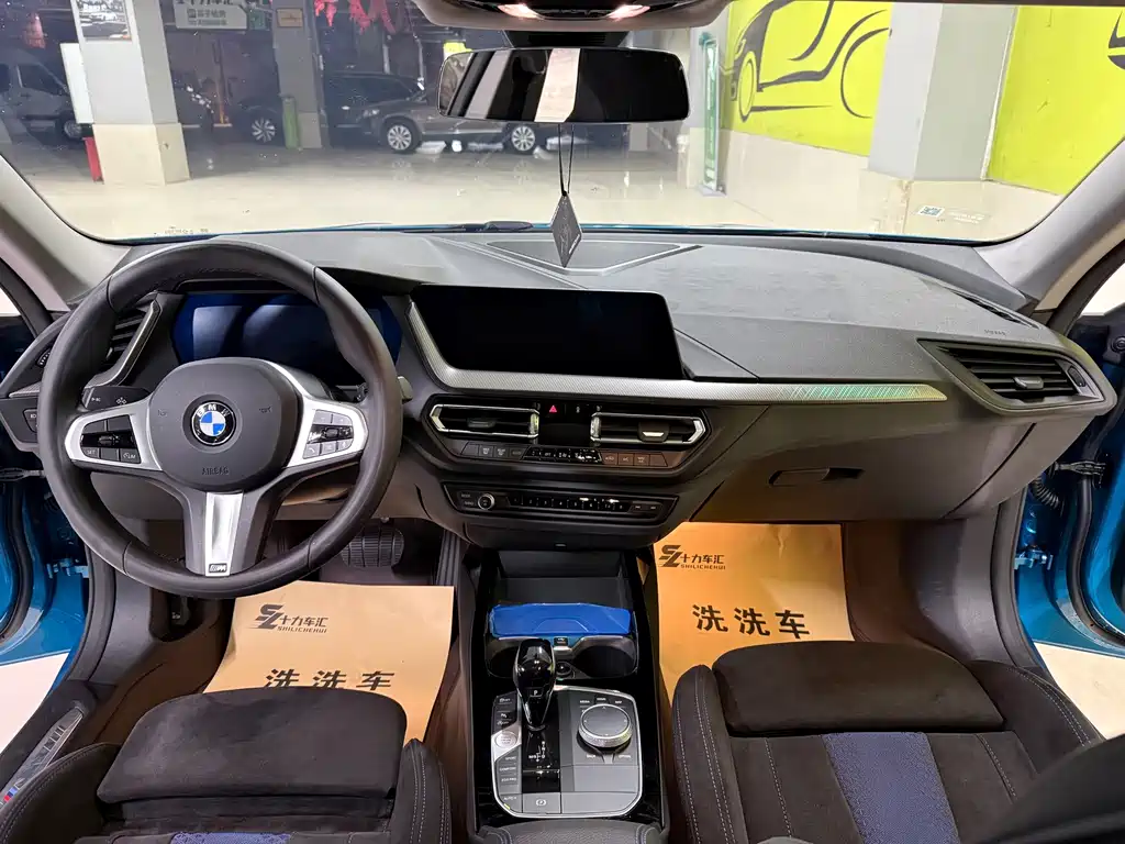BMW 2 Series Import 2023 225i 4-door Coupe M Sport曜夜 Package