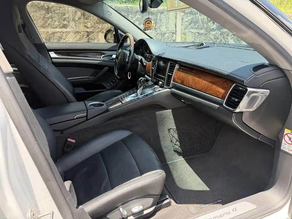 Panamera 2010 4 3.6L