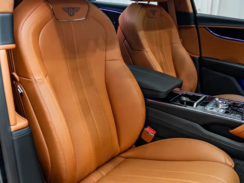 Ferarri 2022 Model 4.0T V8 Standard Edition