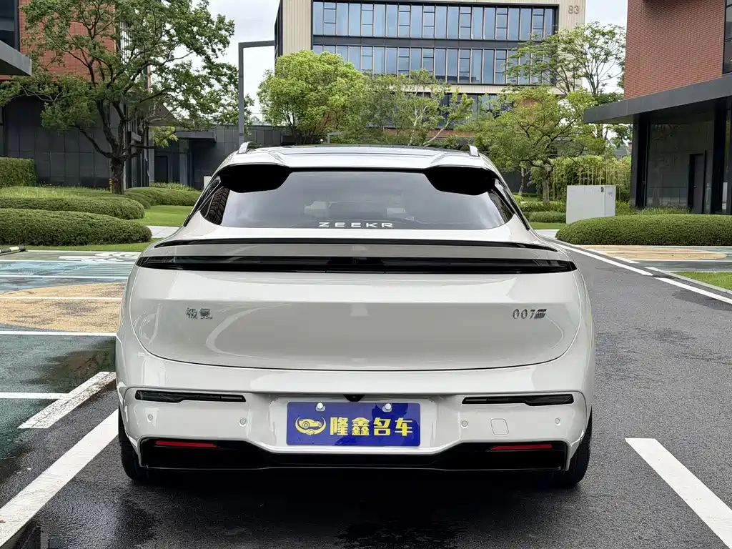 Jizhe 007 GT 2025 Edition Four-wheel Drive Intelligent Driving Version 75kWh