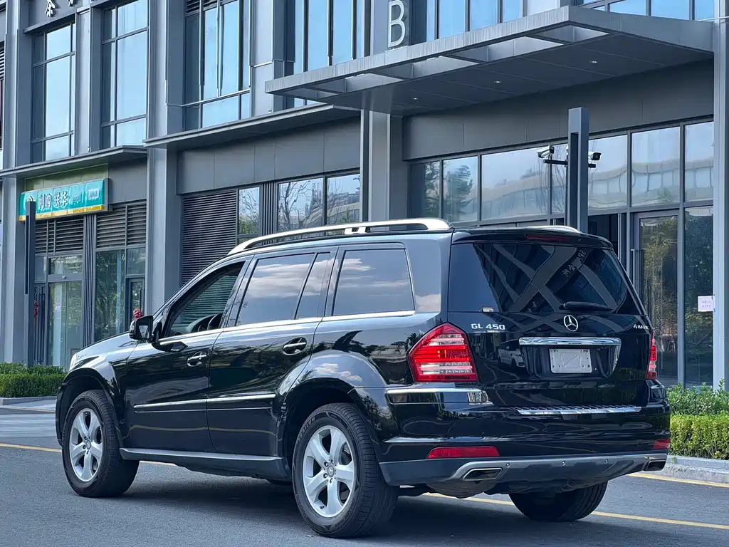 Mercedes GL Class 2011 GL 450 4MATIC Premium Edition