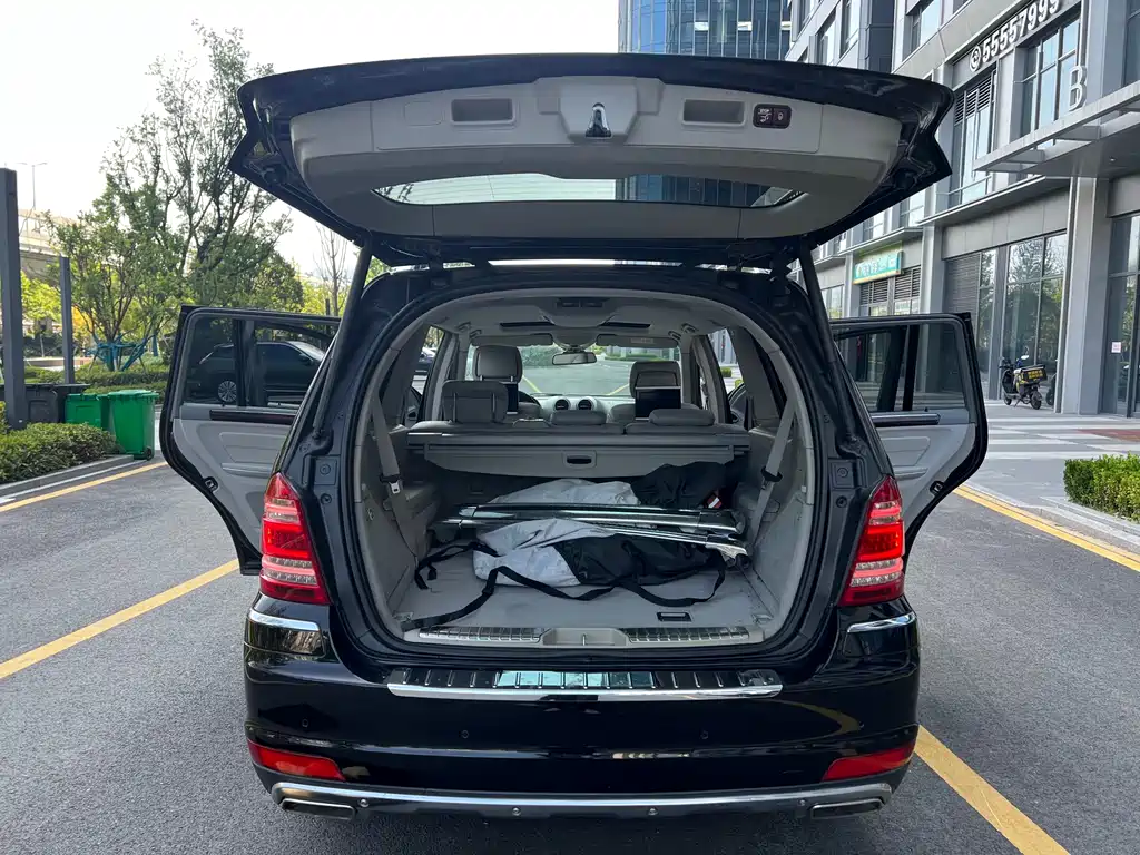 Mercedes GL Class 2011 GL 450 4MATIC Premium Edition