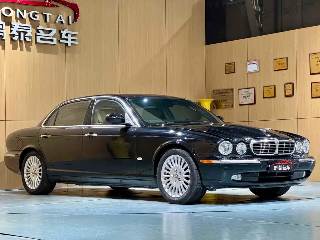 Jaguar XJ 2007 XJ8L 4.2 Royal Extended Edition