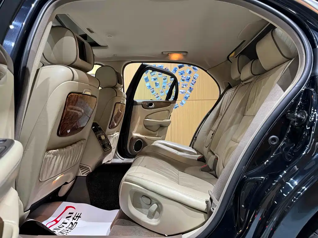 Jaguar XJ 2007 XJ8L 4.2 Royal Extended Edition